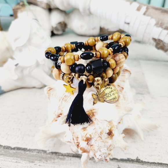 NEW Set of Four Boho Stackable Bracelets - Branded - Tan - Picture 4 of 6